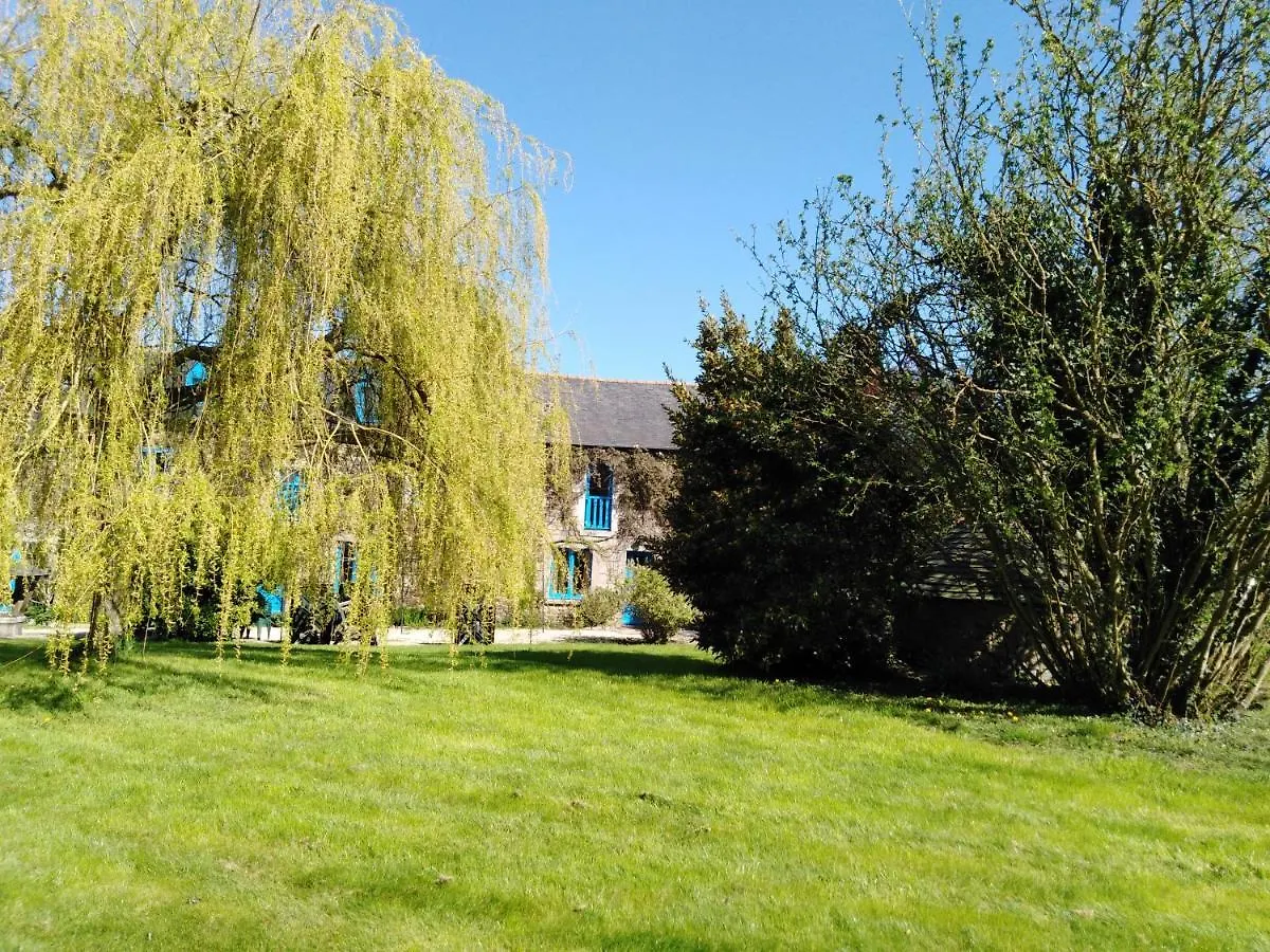 Domaine De La Tarais Villa Calorguen France