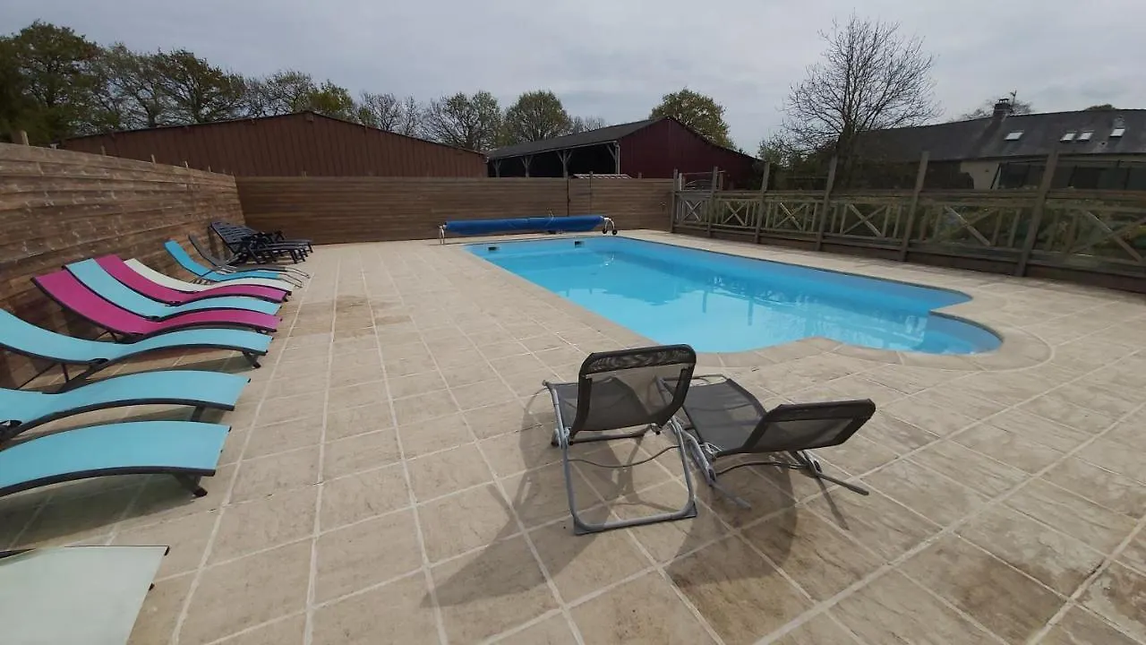 Vakantiehuis Domaine De La Tarais Villa Calorguen