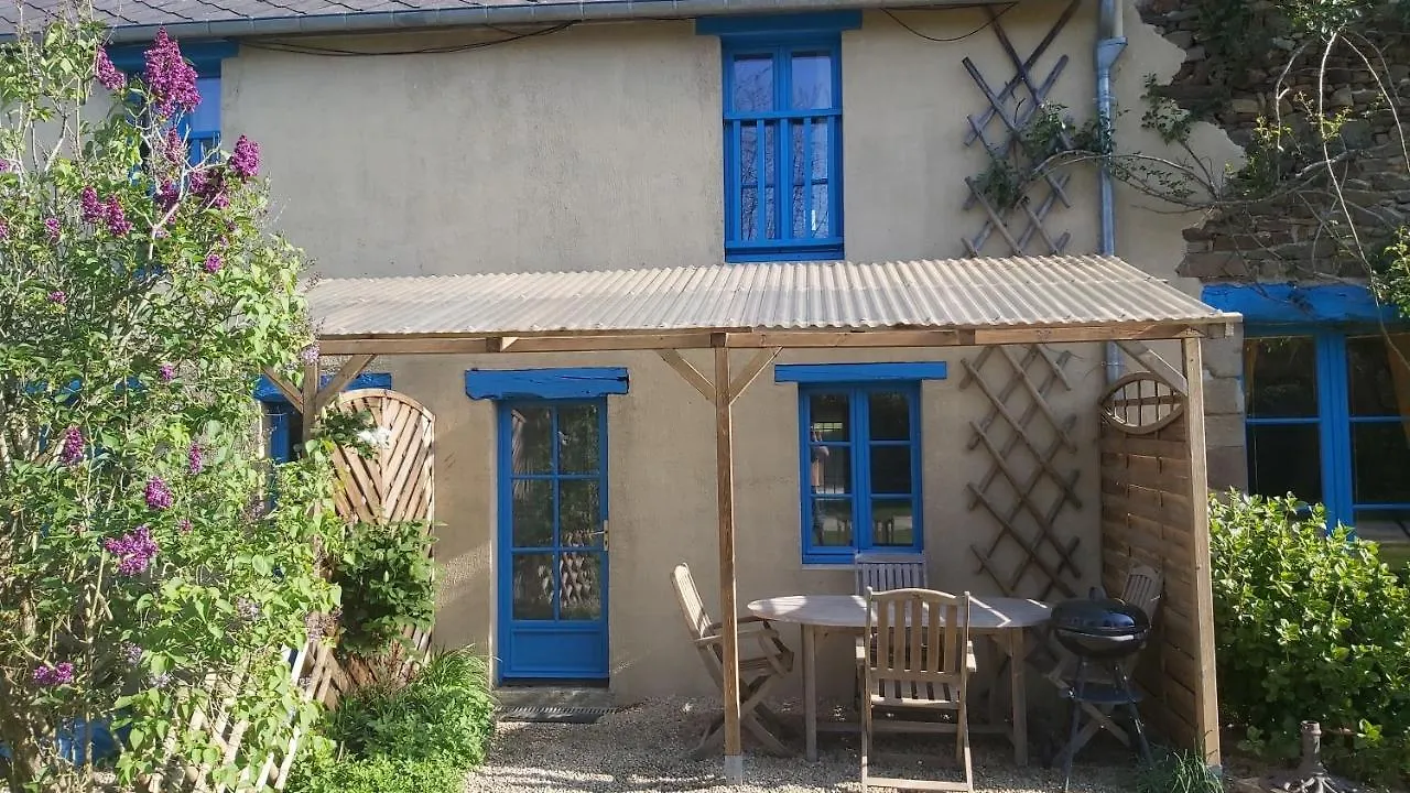 Domaine De La Tarais Villa Calorguen 0*,  France