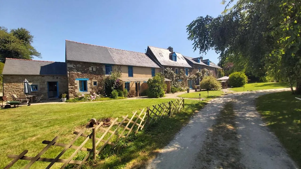 Holiday home Domaine De La Tarais Villa Calorguen France